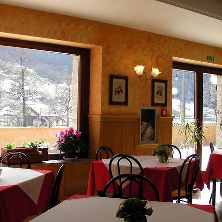 Alba Sporting Hotel Rocca di Mezzo Eksteriør billede